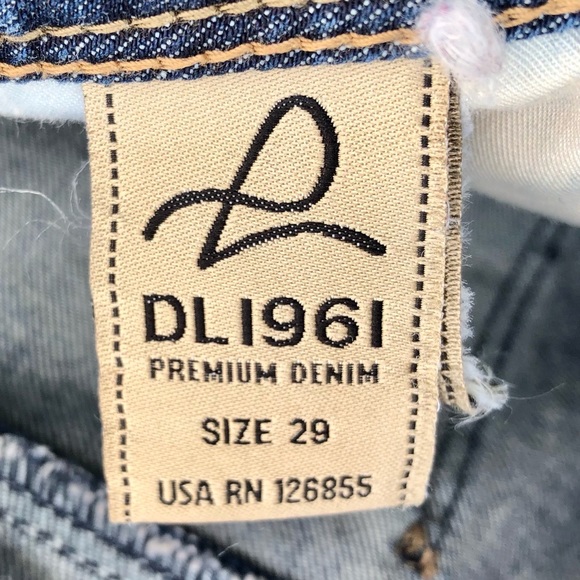 DL1961 | Stella Distressed Zipper Denim Shorts 29 - Picture 6 of 11